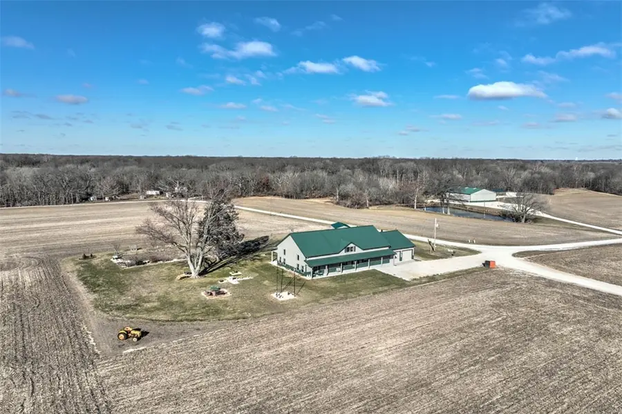 1062 N 1915 East Road, Shelbyville, IL 62565 - #3