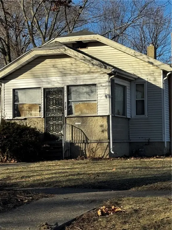 56 E Beardsley Avenue, Champaign, IL 61820