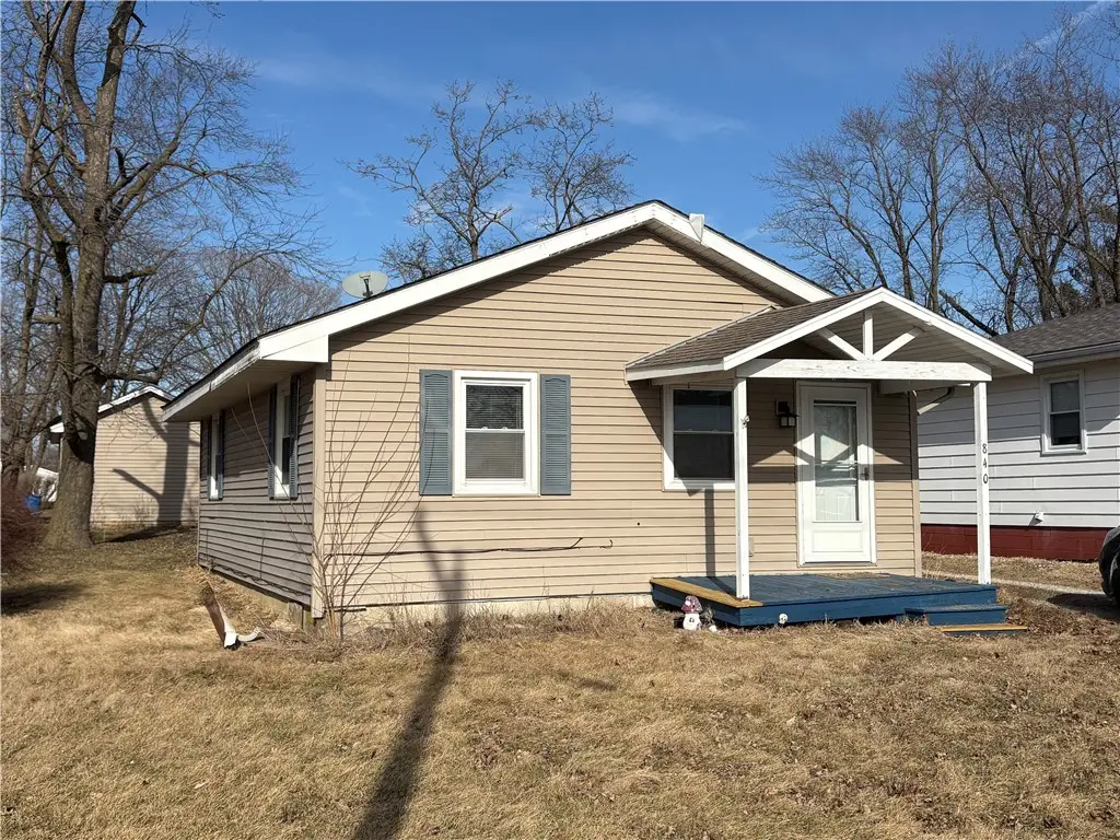840 E Orange Street, Hoopeston, IL 60942 - #1