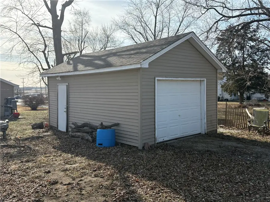 840 E Orange Street, Hoopeston, IL 60942 - #2