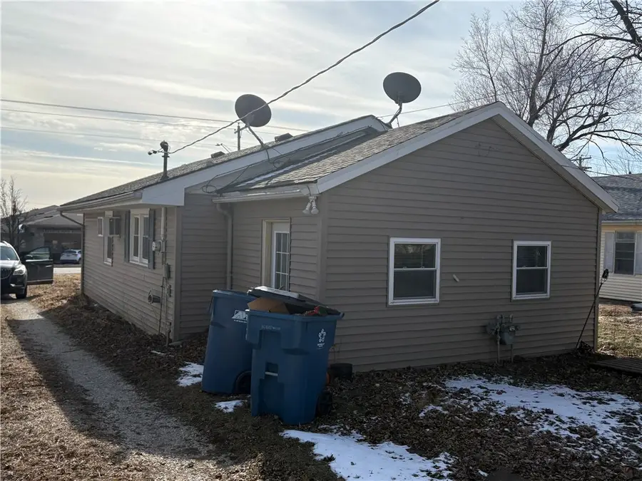 840 E Orange Street, Hoopeston, IL 60942 - #3