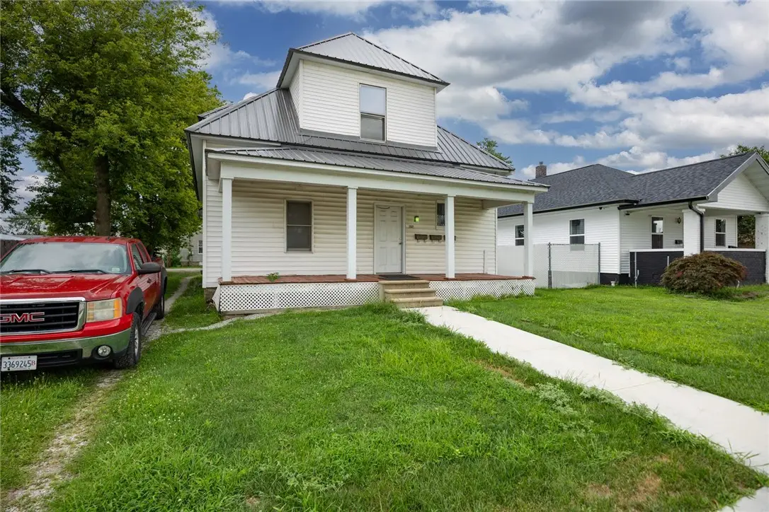 702 W Fayette Avenue, Effingham, IL 62401 - Image #1