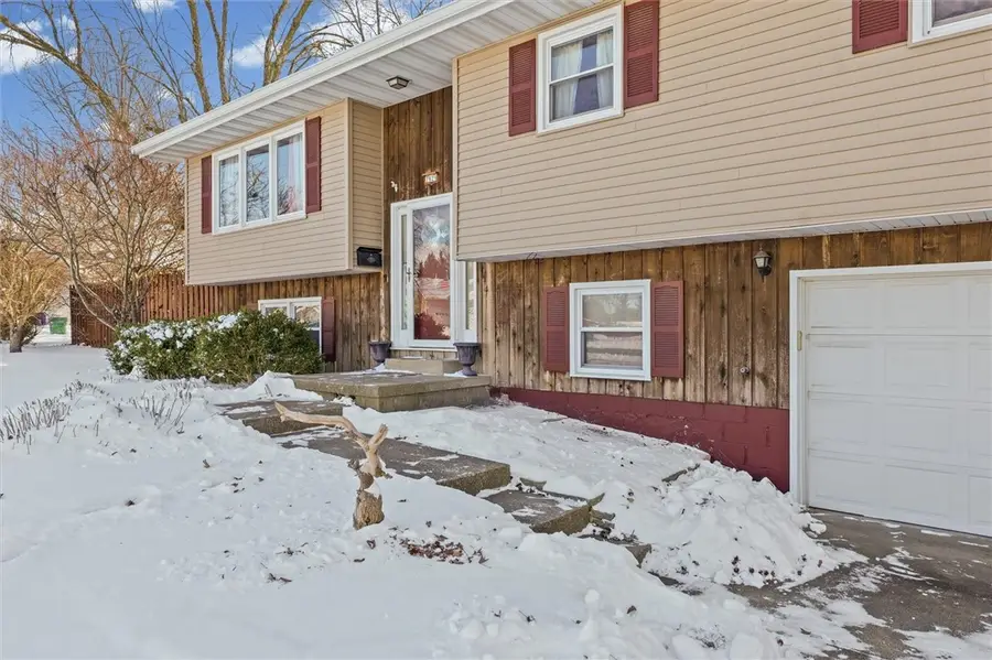 1929 W Ravina Park Road, Decatur, IL 62526 - Image #2