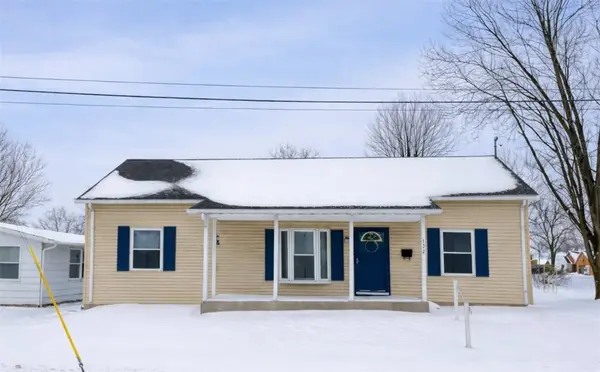 132 N High Street, Paris, IL 61944