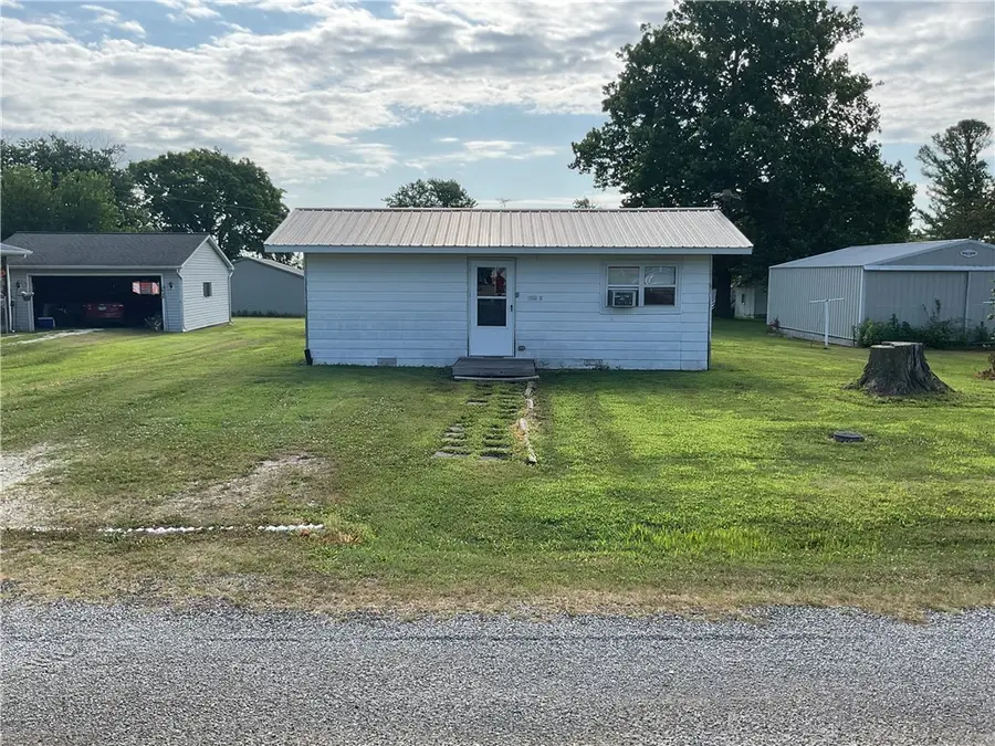 374 Adams Street, Mason, IL 62443 - #2