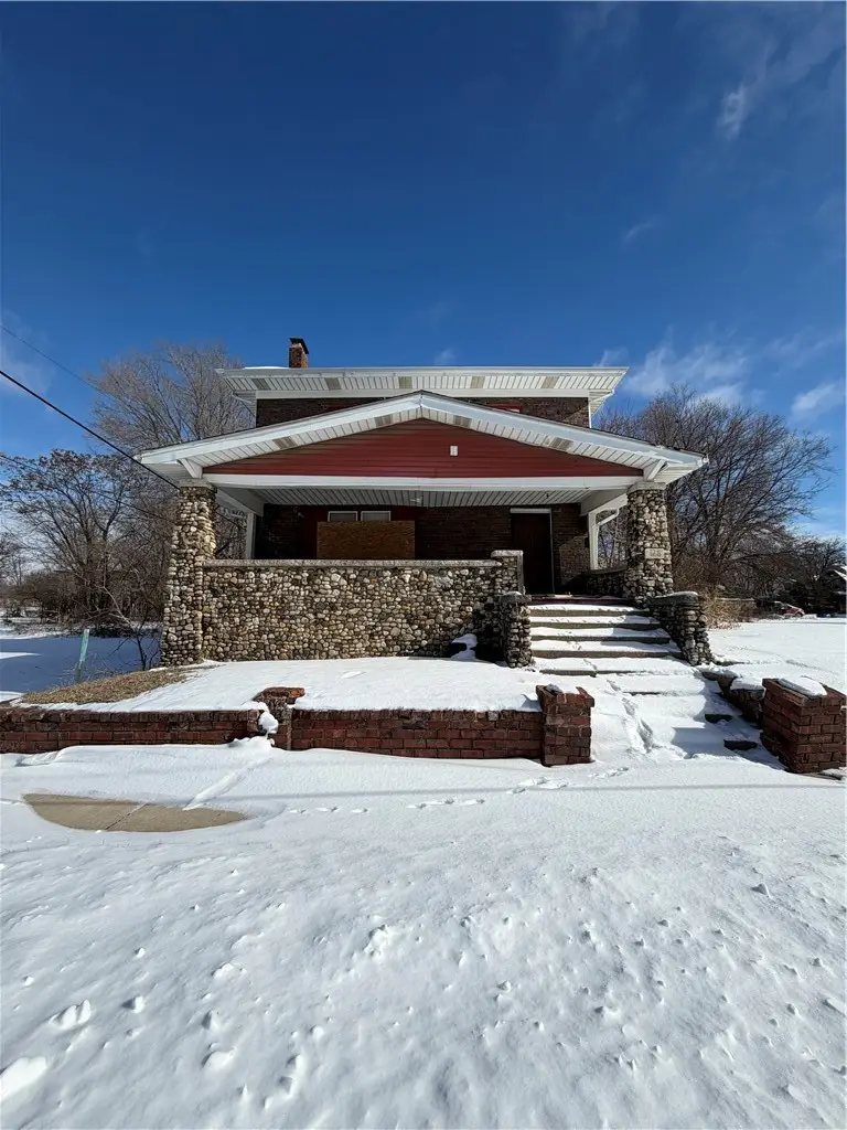 128 N Hilton Street, Decatur, IL 62521 - #1