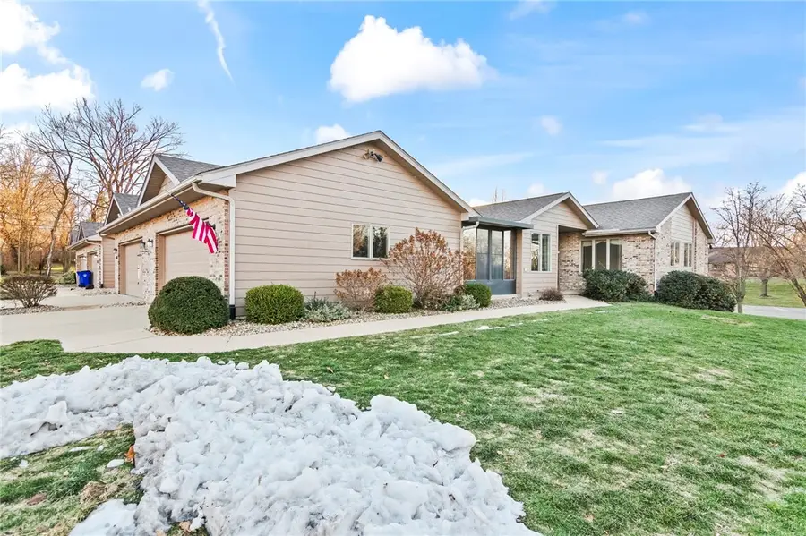 2151 S Imboden Place, Decatur, IL 62521 - #3