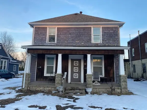 227 3rd Street, Charleston, IL 61920