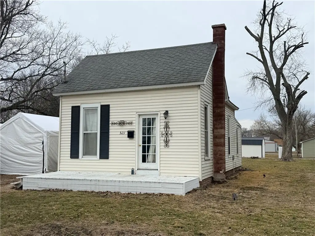 521 Catalpa Street, Sullivan, IL 61951 - #1