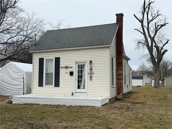 521 Catalpa Street, Sullivan, IL 61951