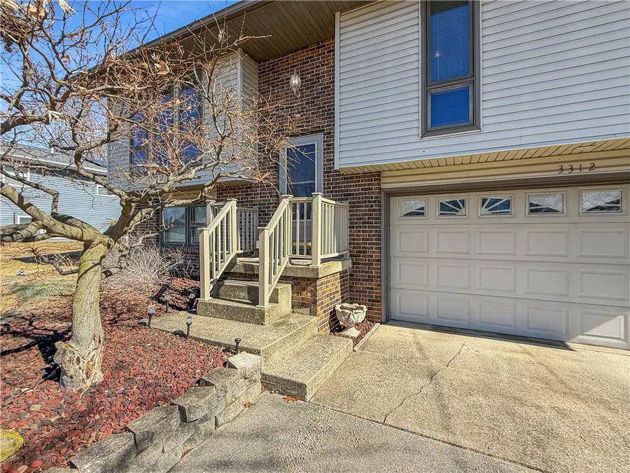 3312 S Greenview Drive, Decatur, IL 62521 - #2