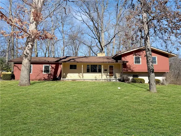 3280 E Oakwood Avenue, Decatur, IL 62521