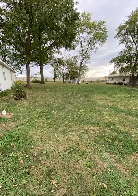 107 Kagay Avenue, Effingham, IL 62401 - #1