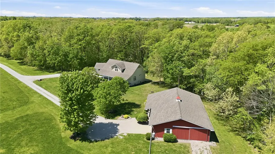 9375 E County Road 550n, Mattoon, IL 61938 - #3