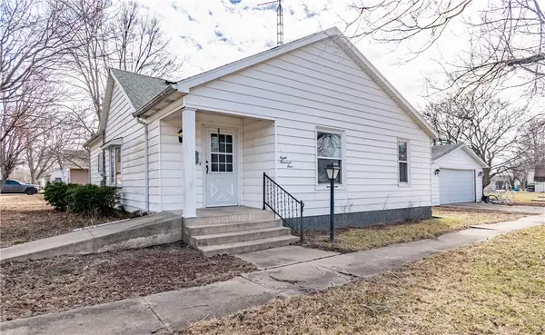 804 S Washington Street, Sullivan, IL 61951