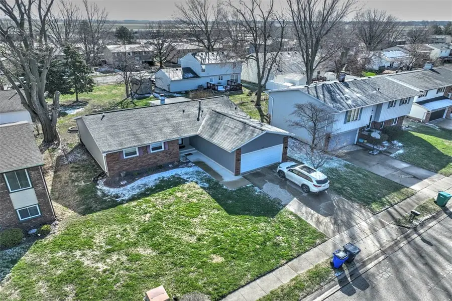 852 Jefferson Drive, Decatur, IL 62521 - #3