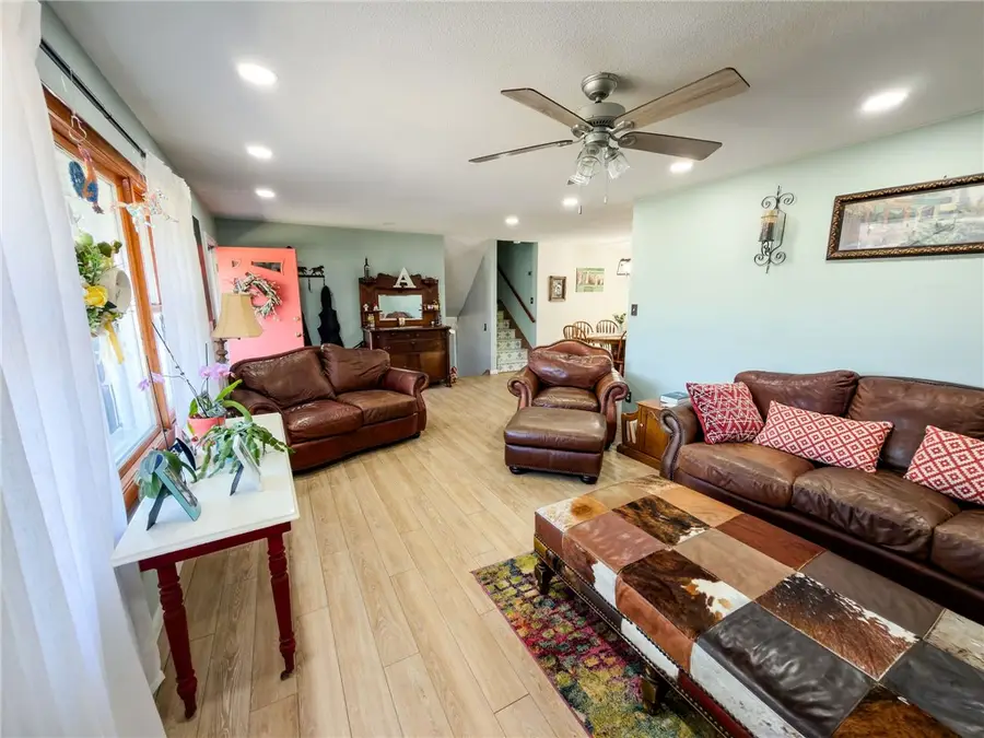 10367 N 330th Street, Casey, IL 62420 - #3