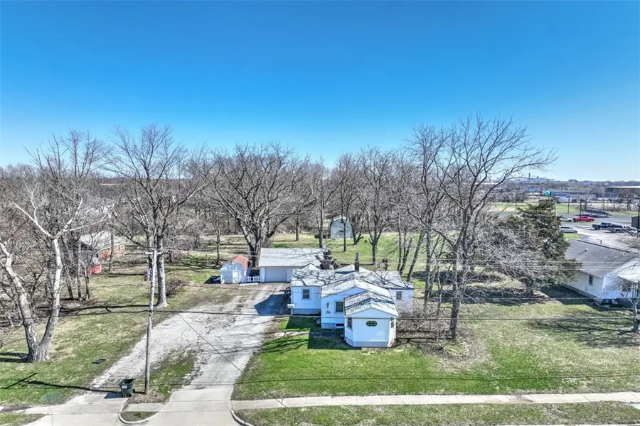 3640 N Woodford Street, Decatur, IL 62526 - #2