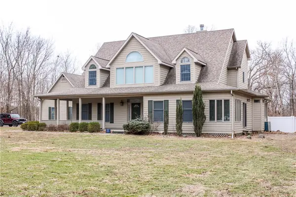 1 Prairie Sun Lane, Mattoon, IL 61938