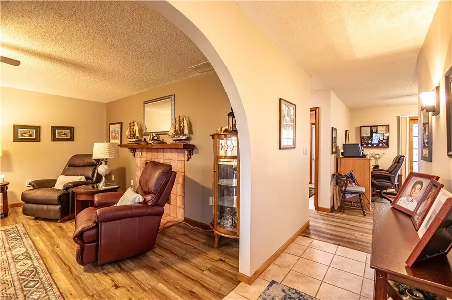 1520 W Rock Springs Road, Decatur, IL 62521 - #2