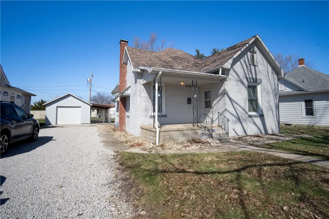 109 E 9 Street, Georgetown, IL 61846 - #1
