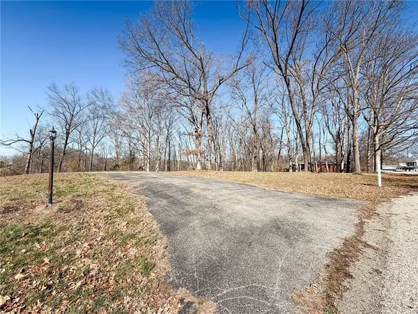 20753 N Heritage Lane, Marshall, IL 62441