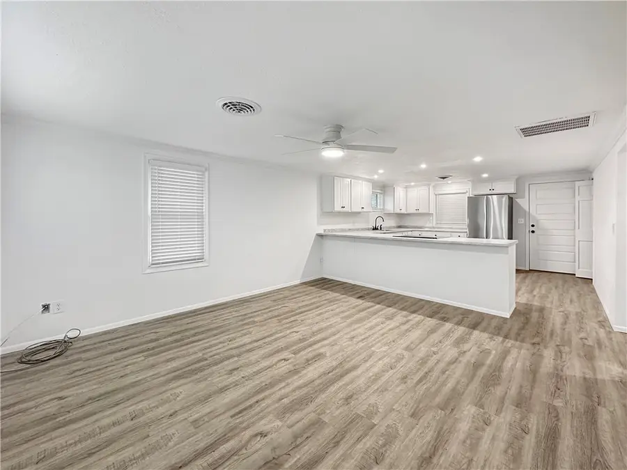 123 N 11th Street, Charleston, IL 61920 - #3