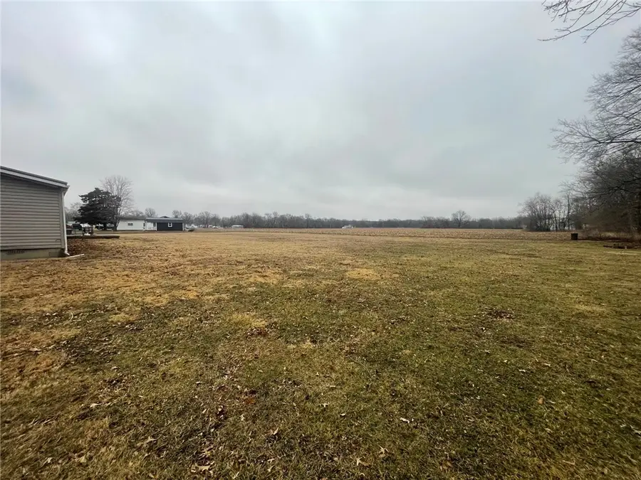 312 5th Street, Cowden, IL 62422 - #3