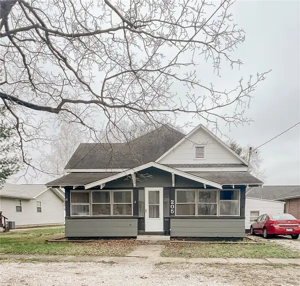 205 S Jackson Street, Palestine, IL 62451