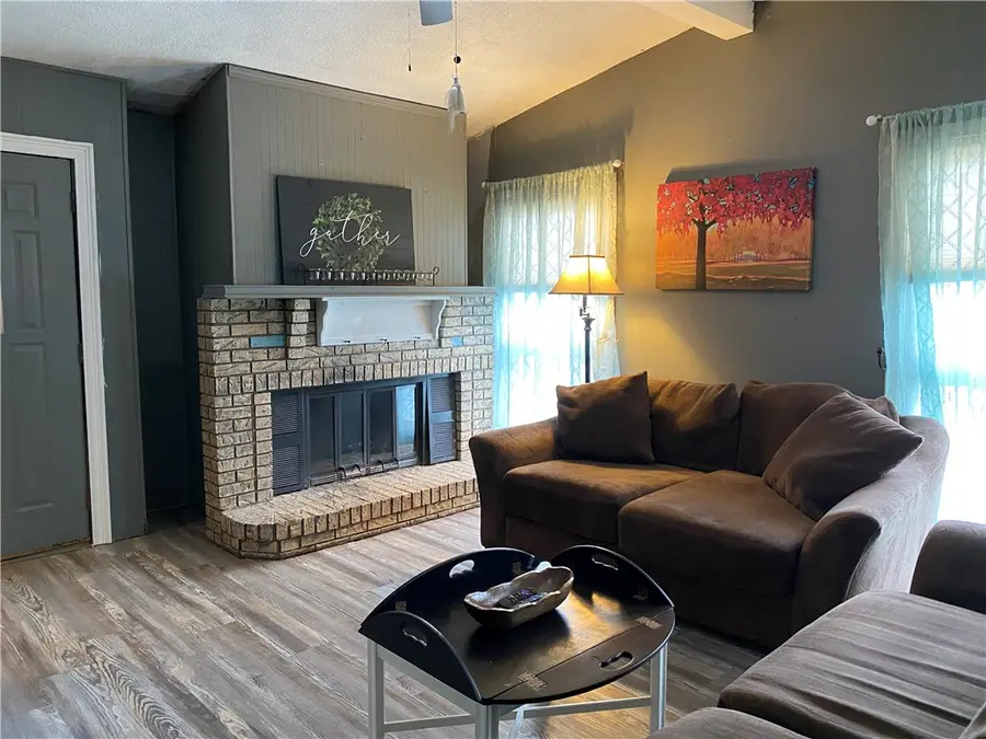 2005 Mckinley Avenue, Charleston, IL 61920 - #3