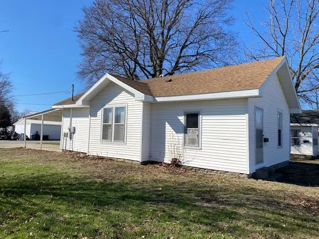 12 Railroad Avenue, Charleston, IL 61920 - #1