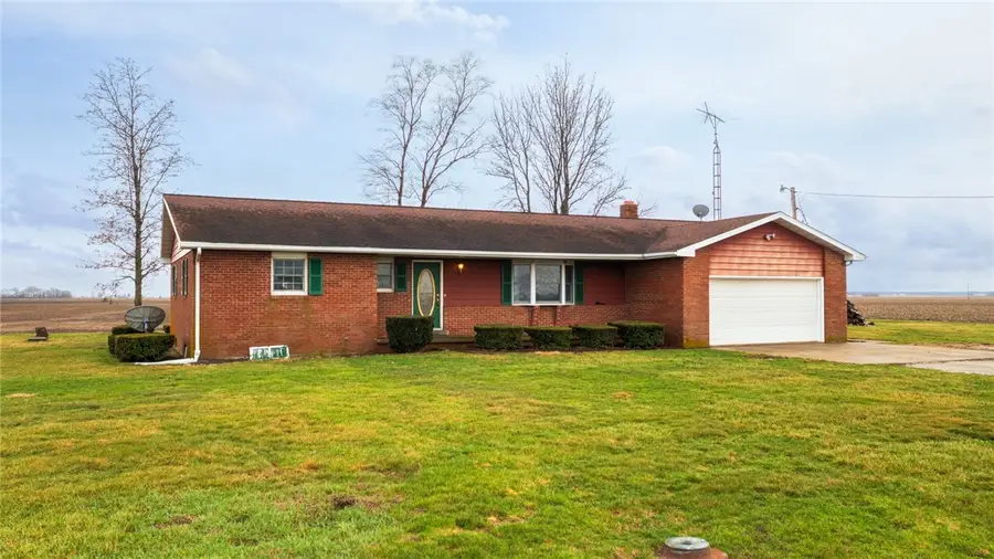 4274 1900th Avenue, Montrose, IL 62445 - #2