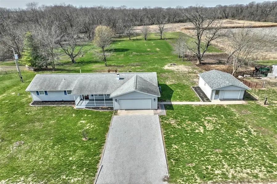 13 W Okaw Estates, Lovington, IL 61937 - #2