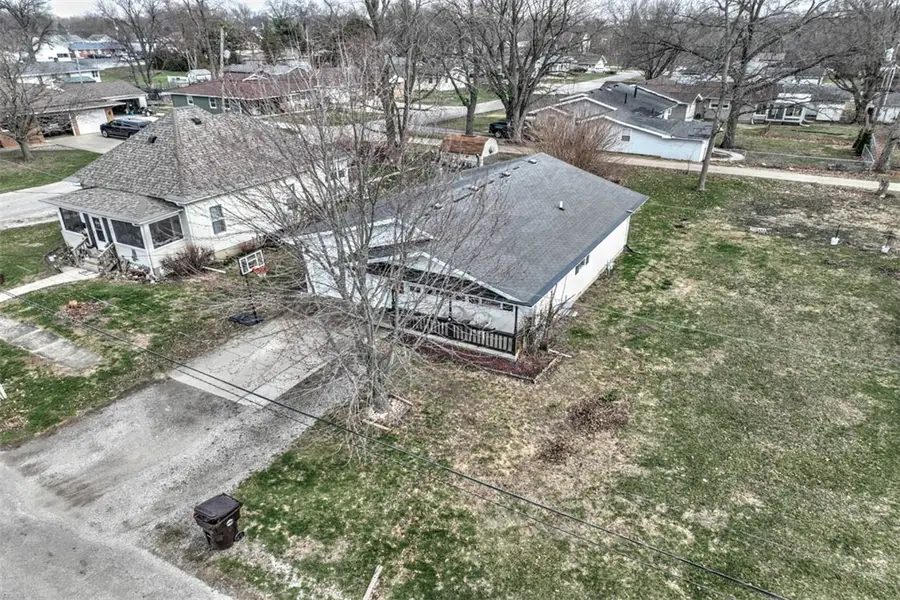 504 Isabella Street, Clinton, IL 61727 - #3