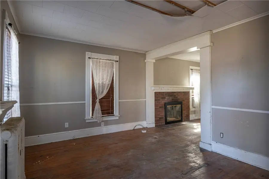 701 E 3rd Street, Pana, IL 62557 - #3