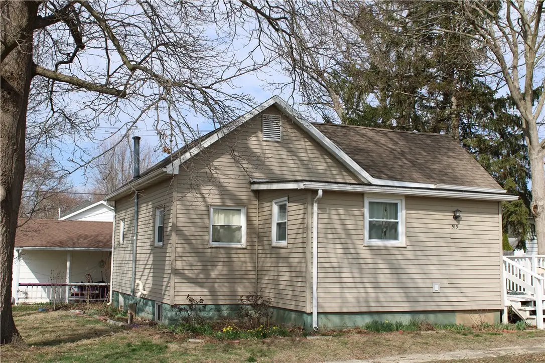 513 W South 3rd Street, Shelbyville, IL 62565 - #1