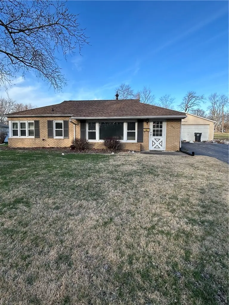 1047 S 44th Street, Decatur, IL 62521 - #1