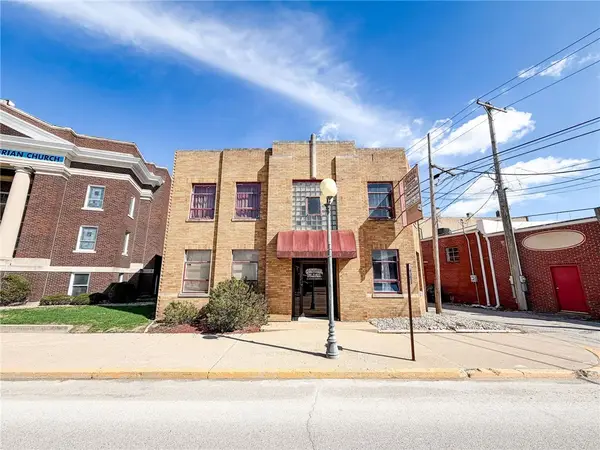 14 N Central Avenue #107, Casey, IL 62420