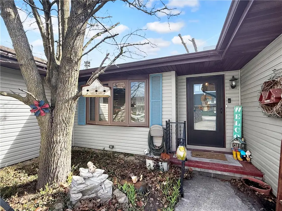 51 Country Club Estates, Sullivan, IL 61951 - #3