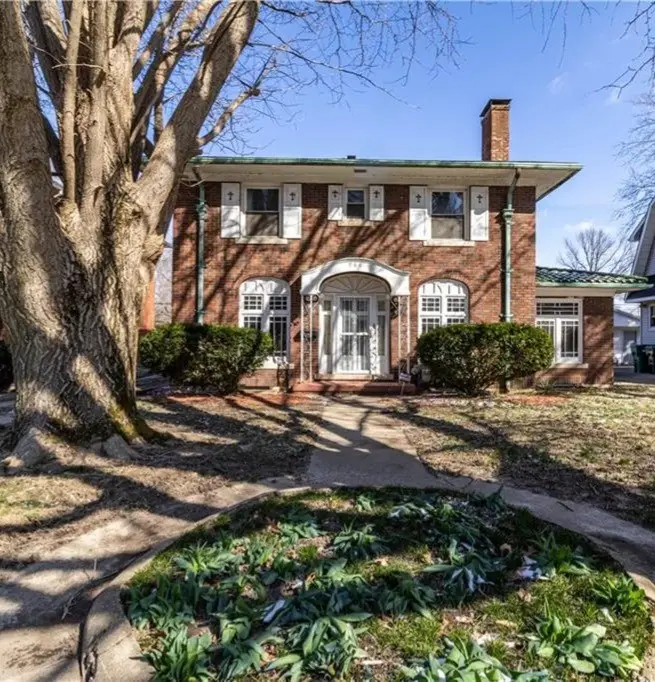 966 E Cantrell Street, Decatur, IL 62521 - #2