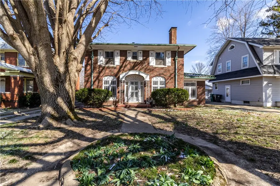 966 E Cantrell Street, Decatur, IL 62521 - #3