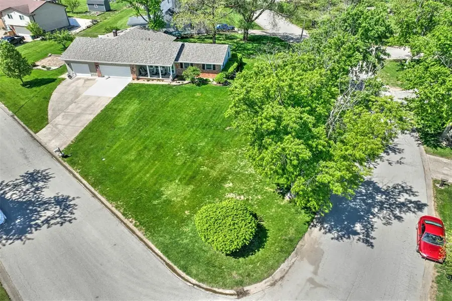 1345 Brierwood Drive, Mount Zion, IL 62549 - #2