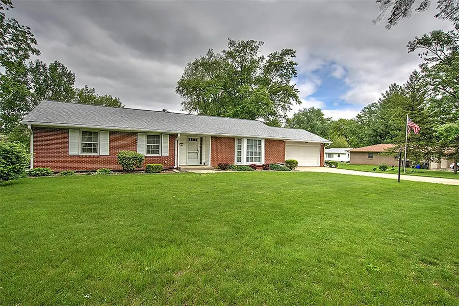22 Berry Drive, Decatur, IL 62526 - #2
