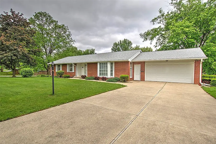 22 Berry Drive, Decatur, IL 62526 - #3