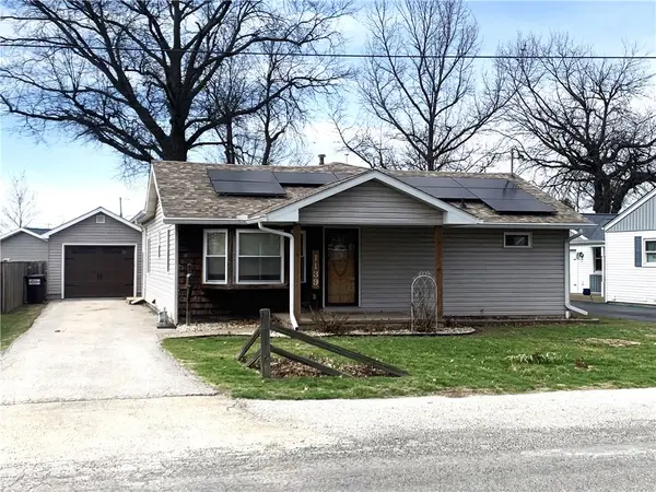 1139 N Lincoln Avenue, Taylorville, IL 62568