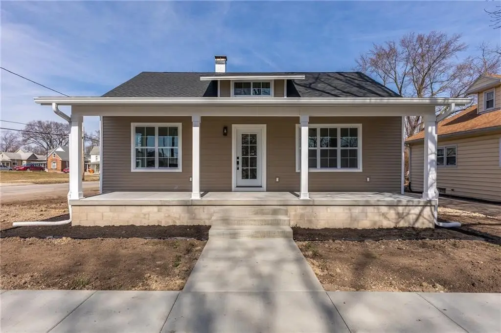 202 E Monroe Street, Sullivan, IL 61951 - #1