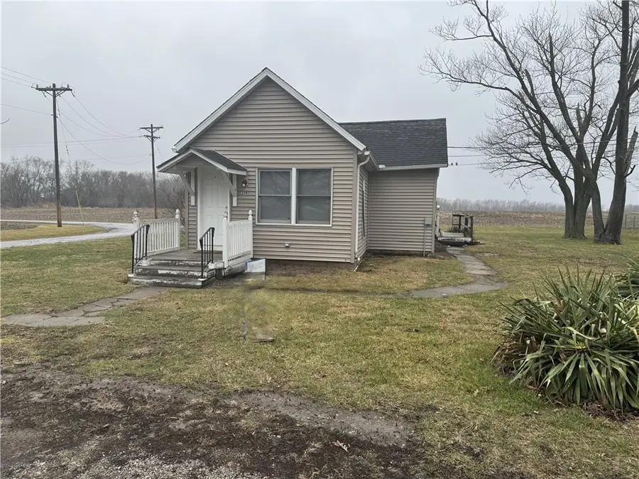 319 Missouri Street, Atwood, IL 61913 - #3