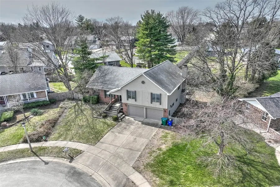 1225 W Pineview Court, Decatur, IL 62526 - #3