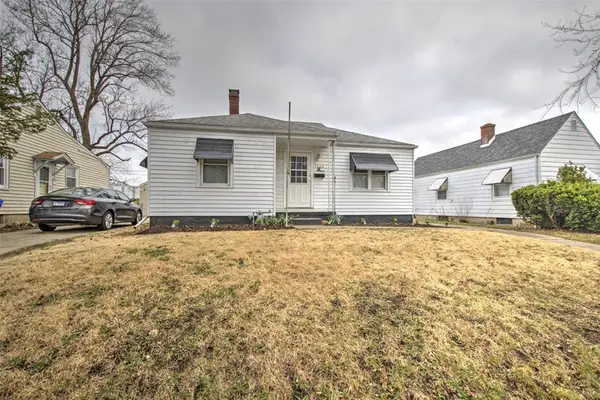 1368 W Marietta Street, Decatur, IL 62522