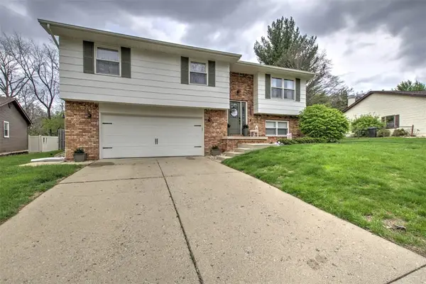 2926 N Primrose Lane, Decatur, IL 62526